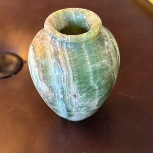 Marble vase- green